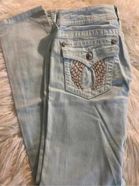 NWOT Miss Me Light Blue Skinny Jeans with Studded Wing Pocket